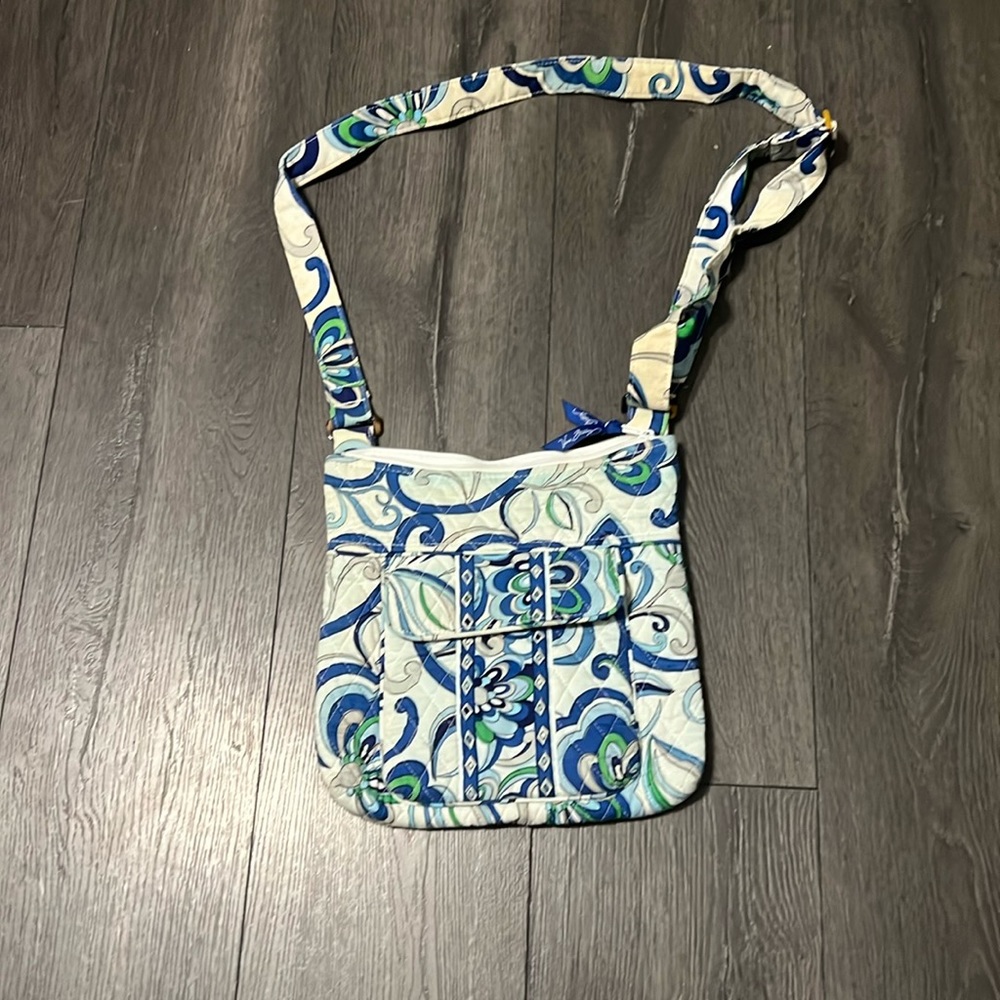White Vera Bradley Summer Crossbody